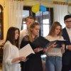 Przekażmy sobie znak pokoju - - uczniowie PCKZiU w Domu Seniora